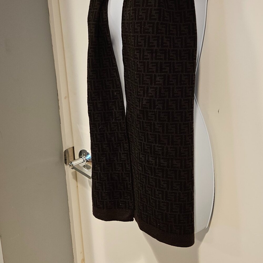 Fendi Wool Scarf, Brown & Black,  Classic Style - Picture 8 of 8